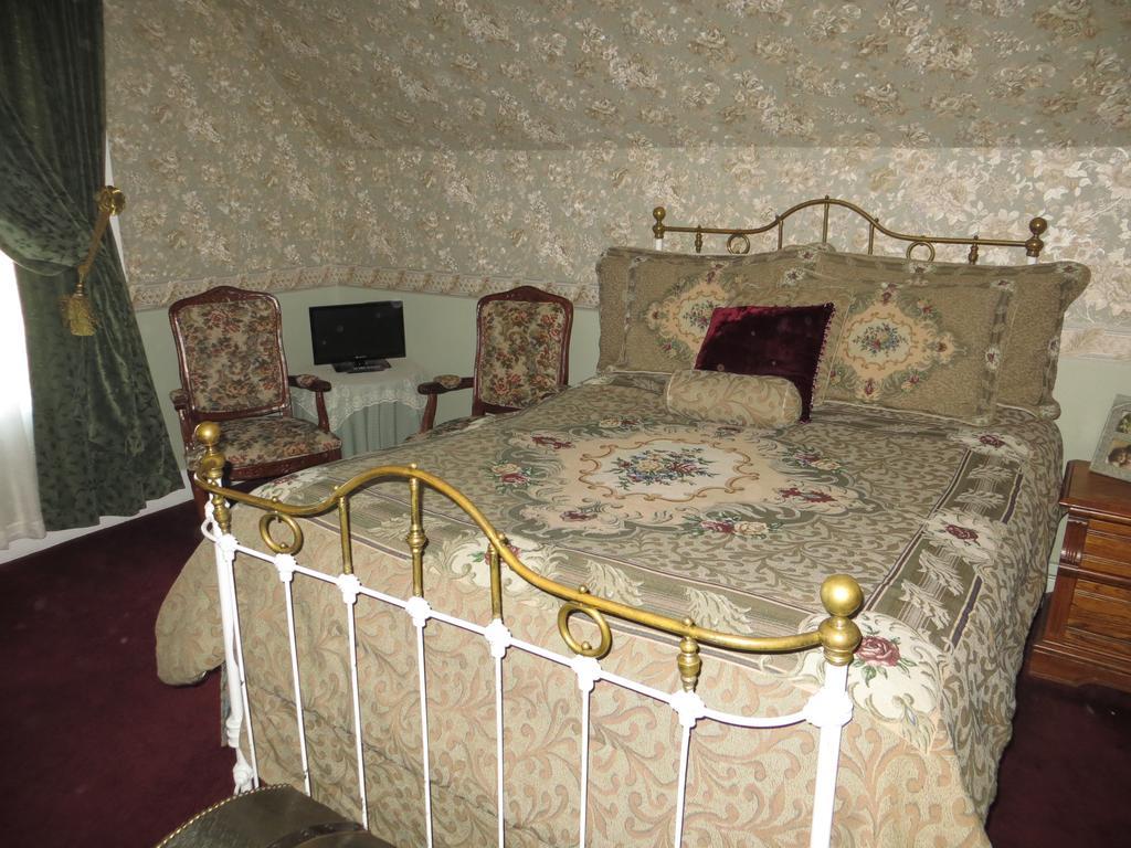 Edith Palmer'S Country Inn, Historical Bed & Breakfast Virginia City Exterior foto