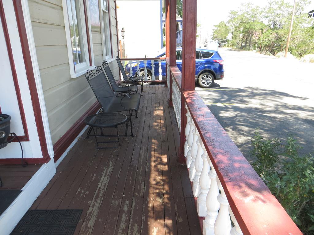 Edith Palmer'S Country Inn, Historical Bed & Breakfast Virginia City Exterior foto